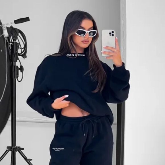 White Fox Put It On Repeat Black Sweatshirt - Picture 2 of 7